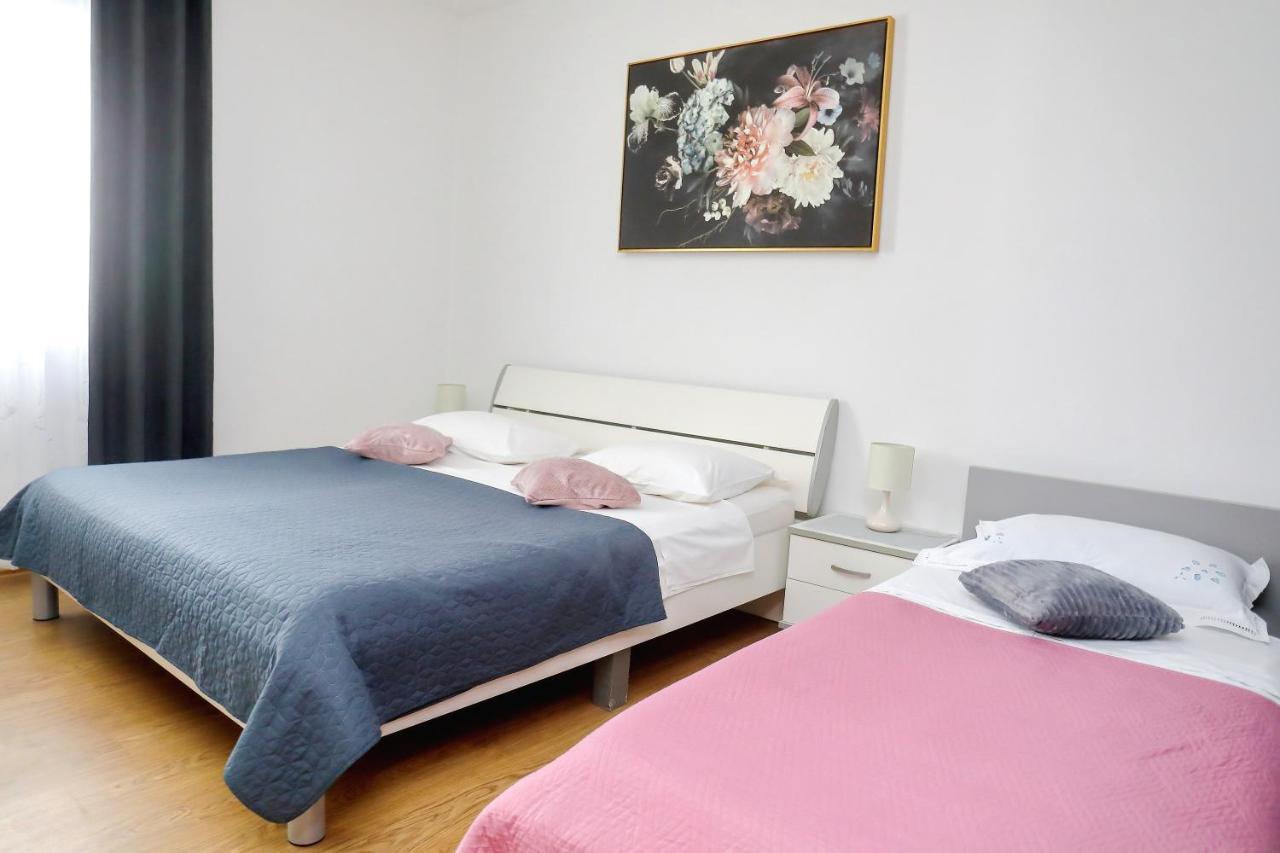 Apartments With A Parking Space Bibinje, Zadar - 14436 מראה חיצוני תמונה